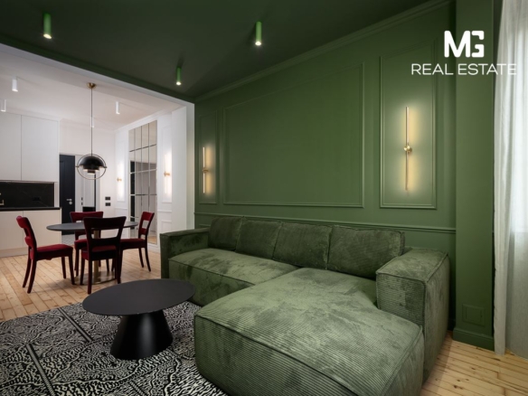 Изящен 3-стаен ап. в Центъра - 0