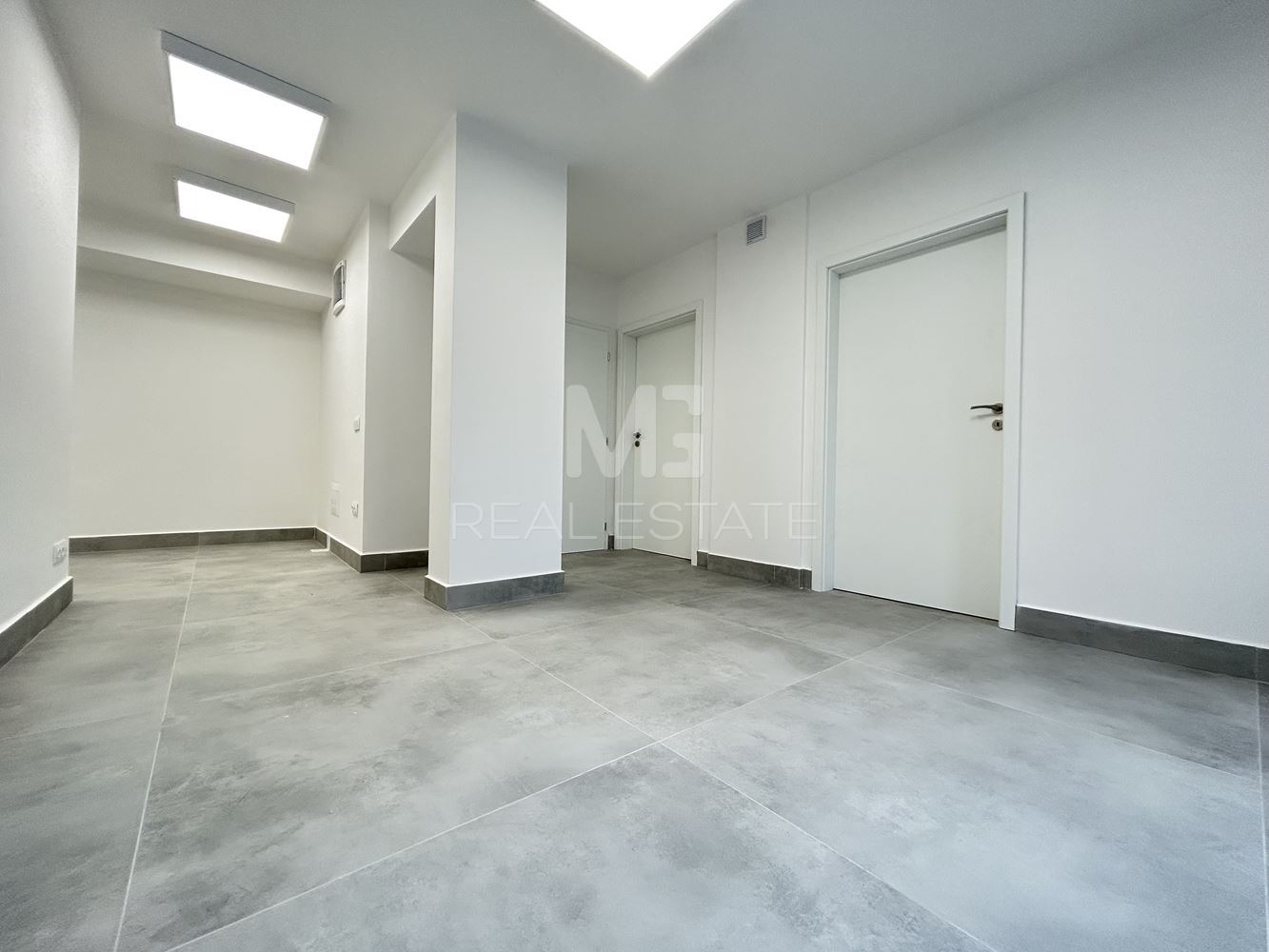 Медицински център, кв. Дървеница - 0