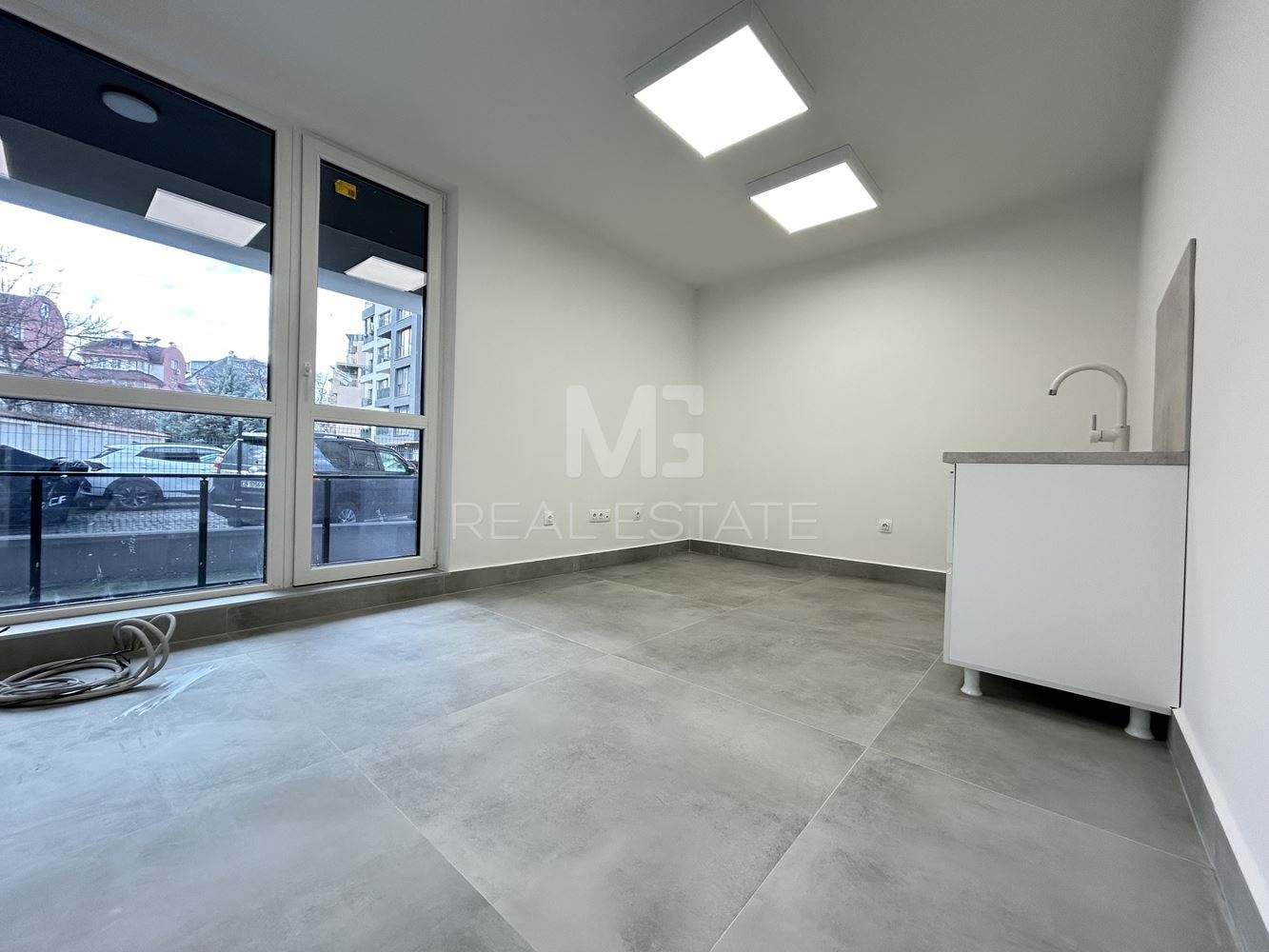 Медицински център, кв. Дървеница - 0