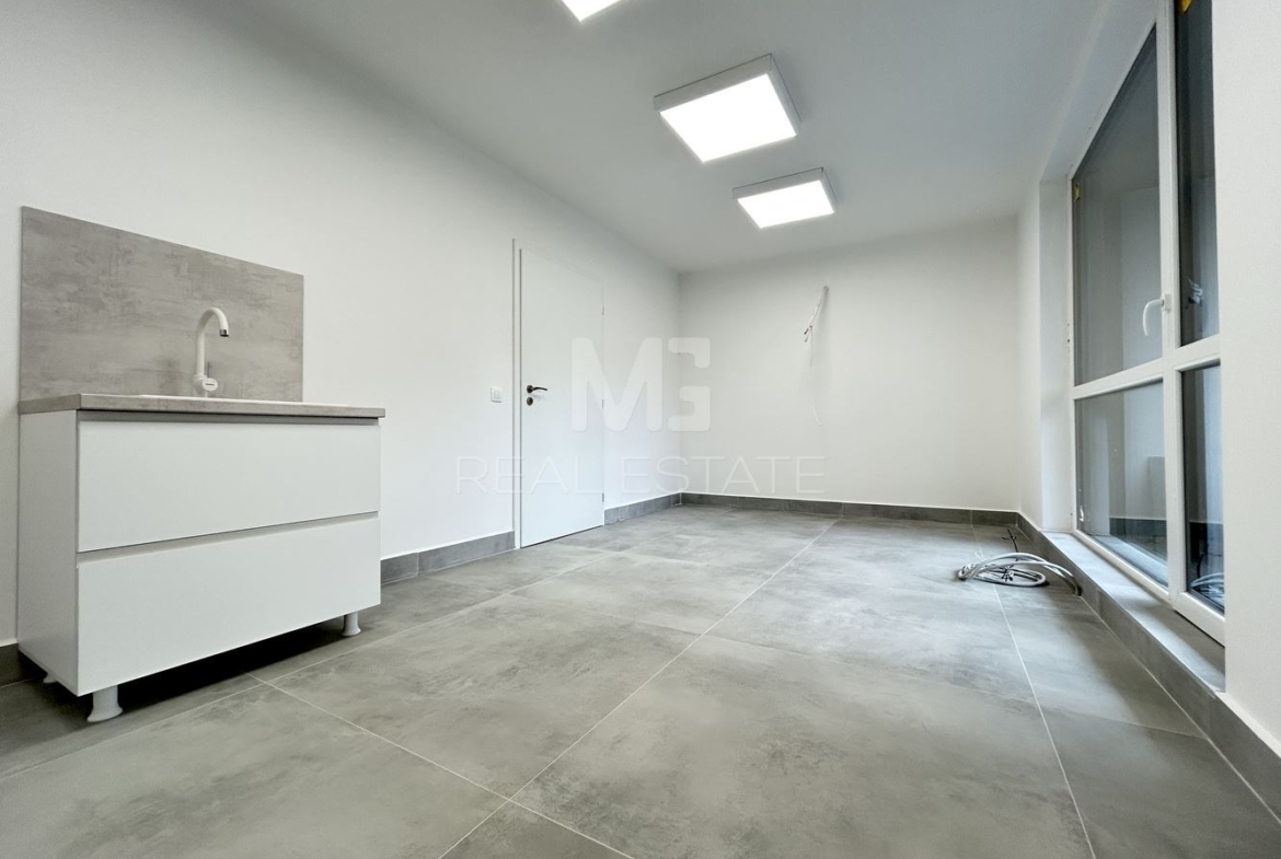 Медицински център, кв. Дървеница - 0