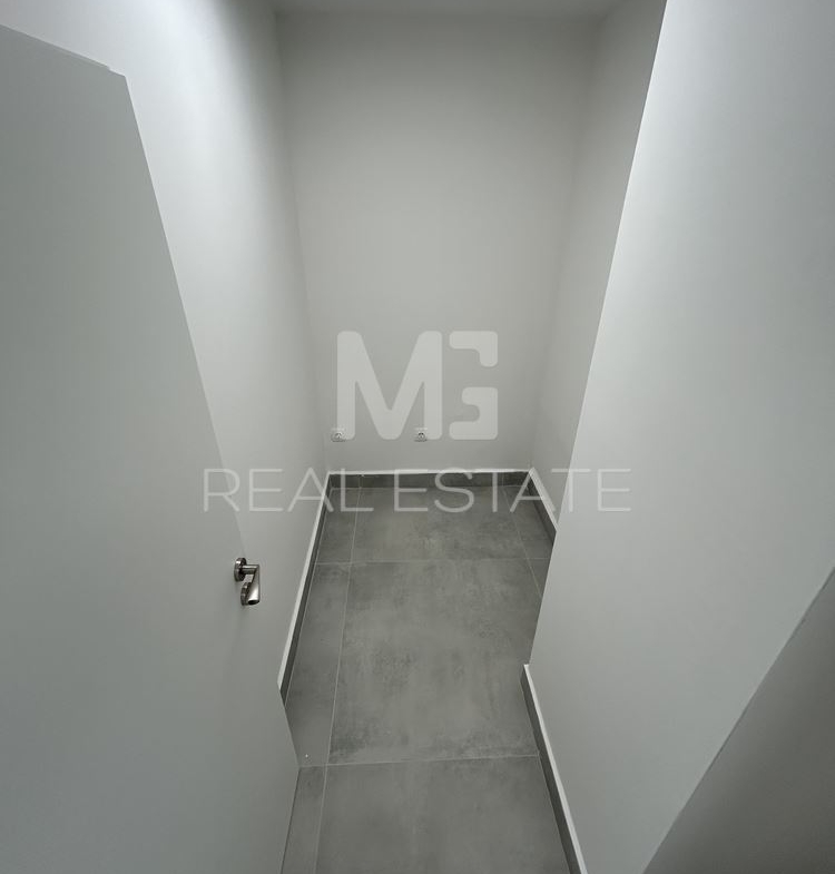 Медицински център, кв. Дървеница - 0