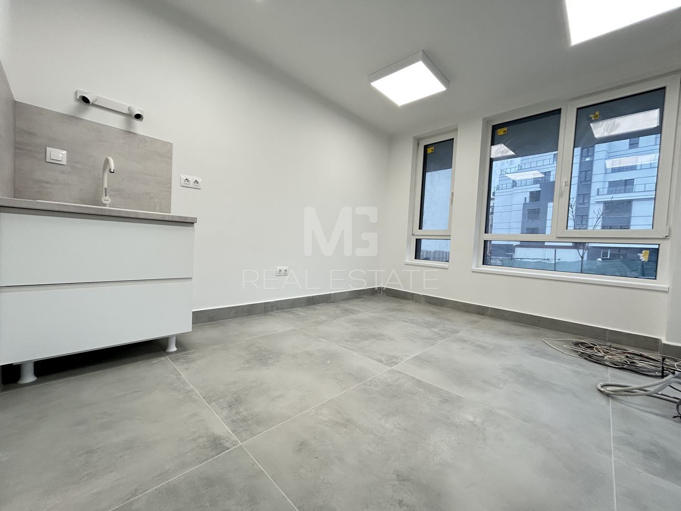 Медицински център, кв. Дървеница - 0