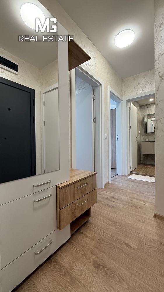 Луксозен 3-стаен - кв. Малинова долина - 0