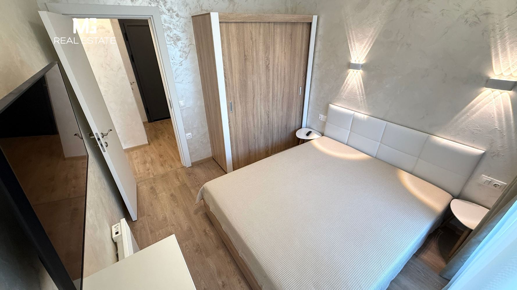 Луксозен 3-стаен - кв. Малинова долина - 0