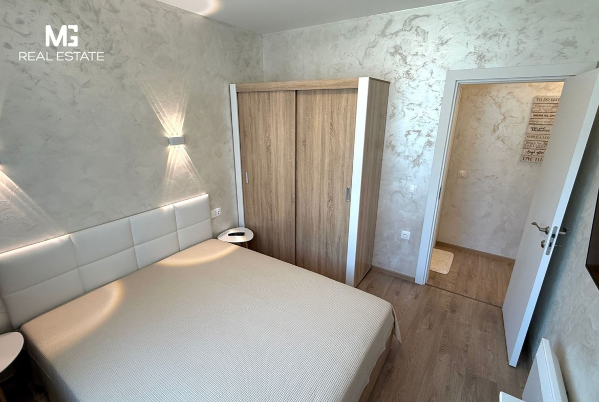 Луксозен 3-стаен - кв. Малинова долина - 0