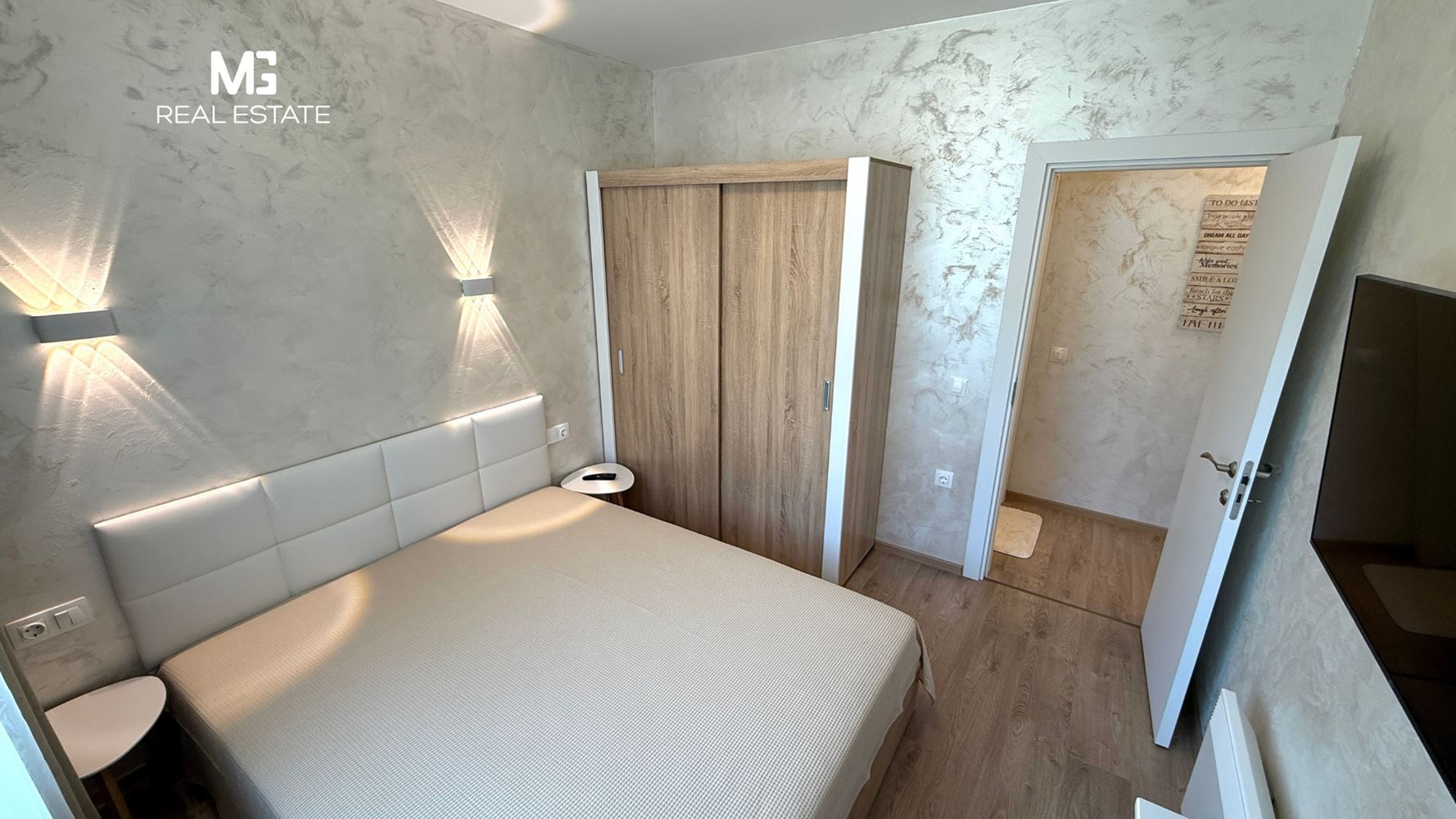 Луксозен 3-стаен - кв. Малинова долина - 0