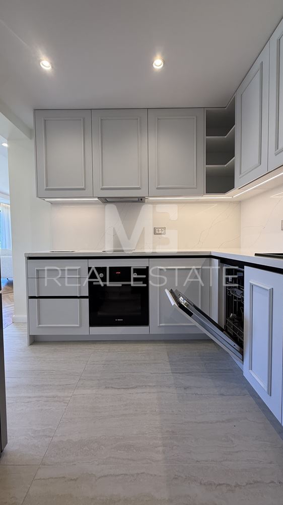 Светъл 3-стаен апартамент под наем на ул. „Одрин“ 102 - 0