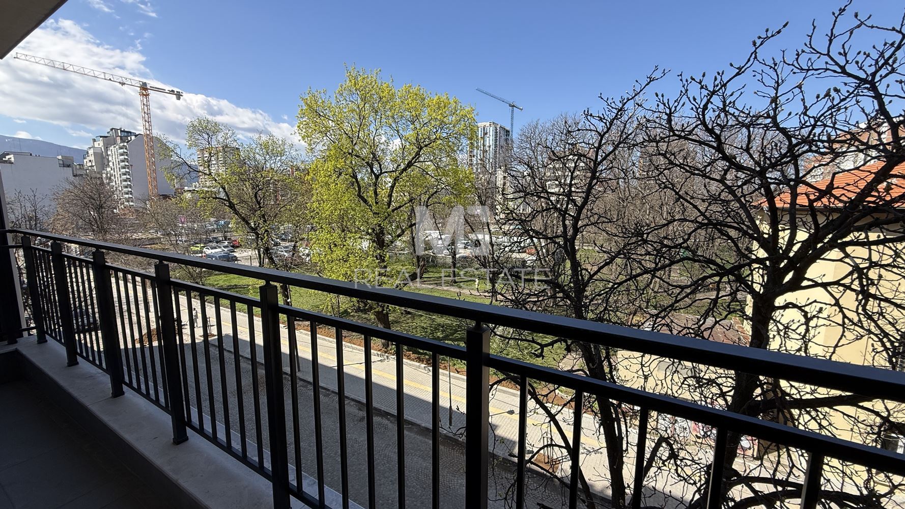 Светъл 3-стаен апартамент под наем на ул. „Одрин“ 102 - 0