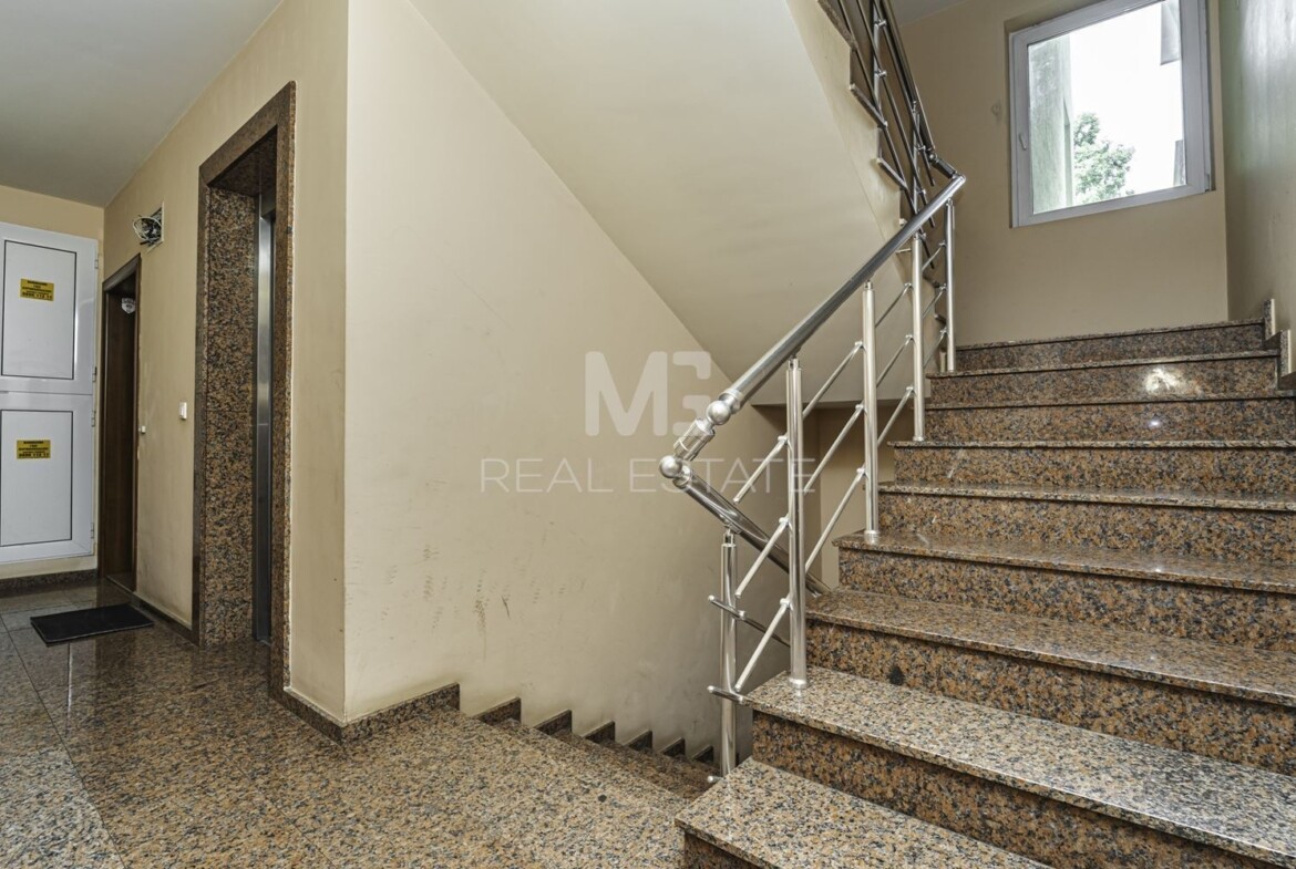 One-bedroom apartment for sale – Studentski Grad district, „Dimitar Strashimirov" Street 18 - 0