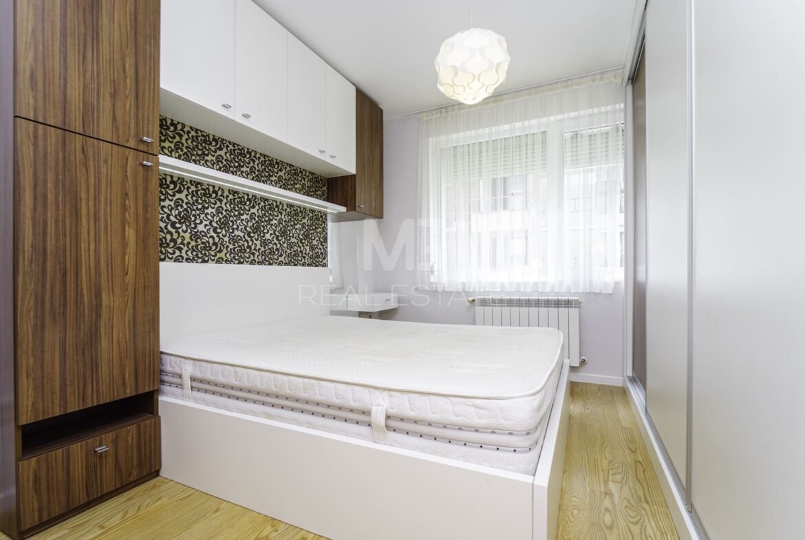 One-bedroom apartment for sale – Studentski Grad district, „Dimitar Strashimirov" Street 18 - 0