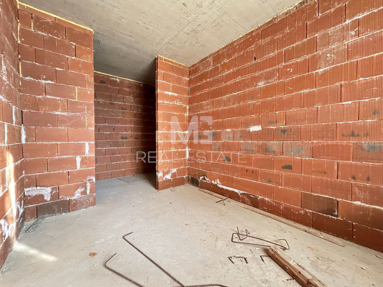 2-room, Malinova Dolina quarter - B001 - 0